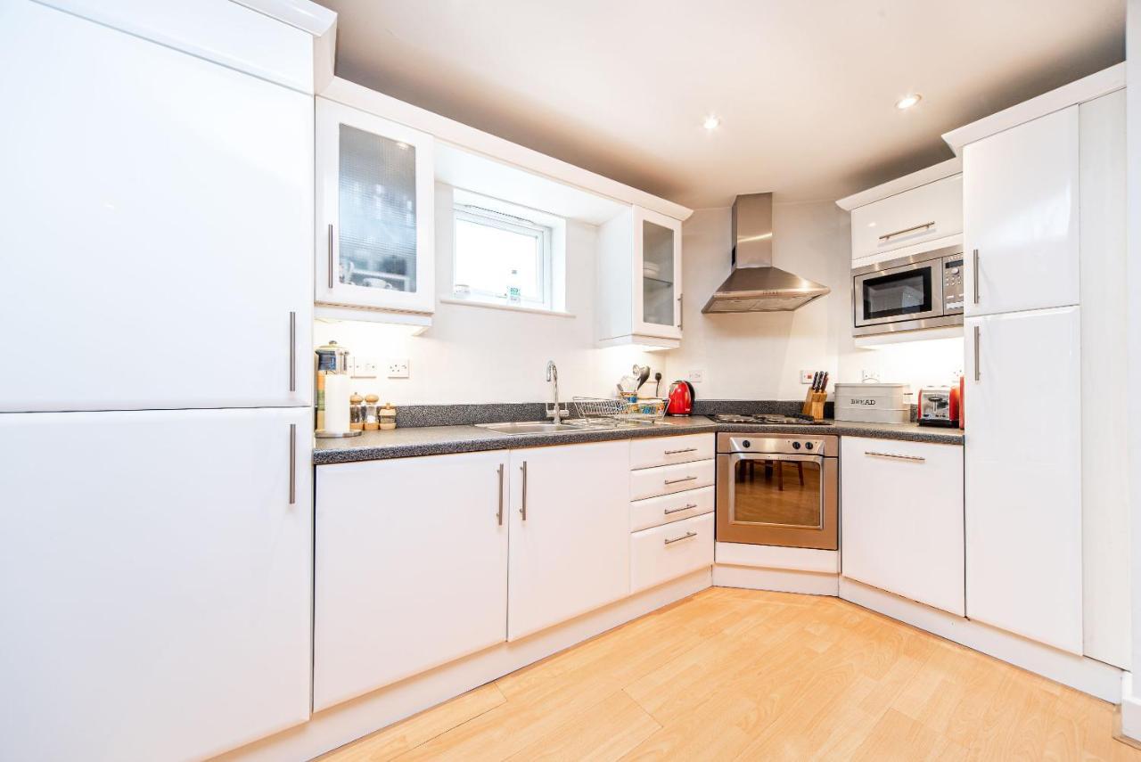 Pass The Keys Delightful Apartment Close To River In Se16 Лондон Екстериор снимка