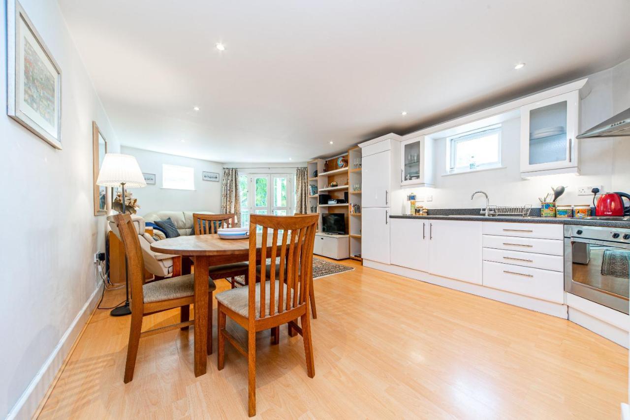 Pass The Keys Delightful Apartment Close To River In Se16 Лондон Екстериор снимка